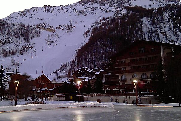 Outdoor Ice Rink, Val d'Isere - Centre