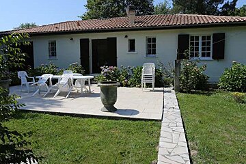 House For Sale,  Saint-Andre-de-Cubzac - Ref.04423 house for sale