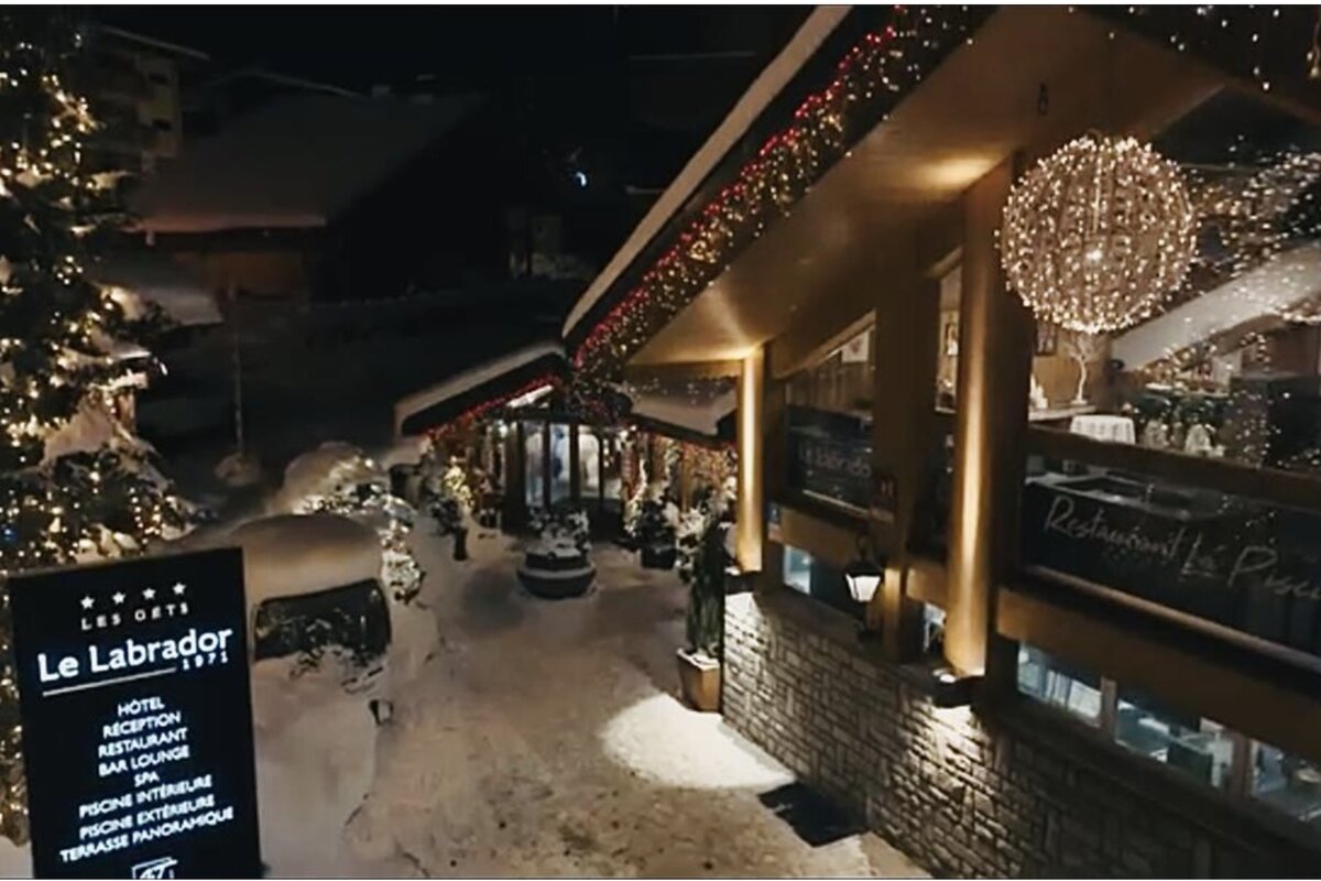 Le Labrador Hotel, Les Gets exterior