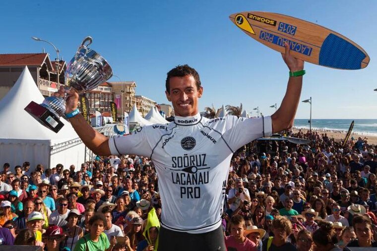 french surfer maxime huscenot wins lacanau pro 2015
