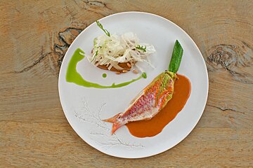 Maison Hache Restaurant, Eygalieres style of cuisine