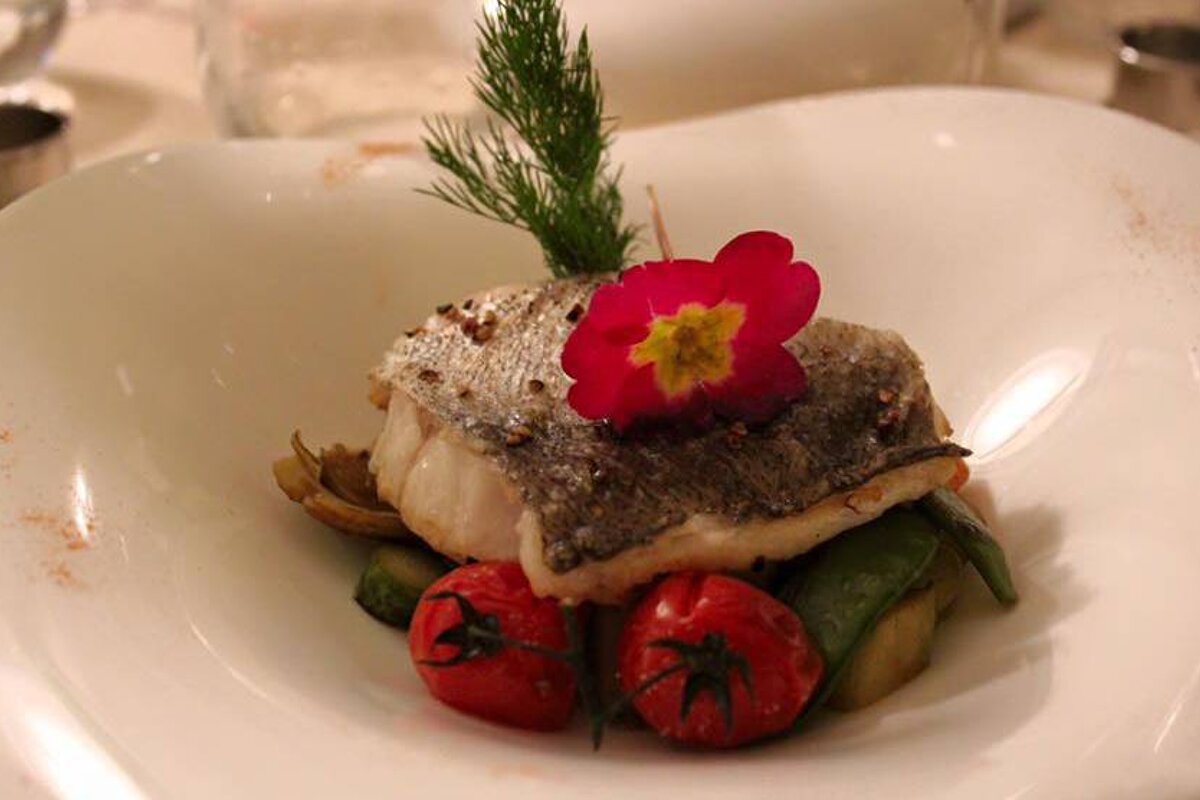 Le Relais Restaurant, Sainte-Cecile-les-Vignes style of cuisine