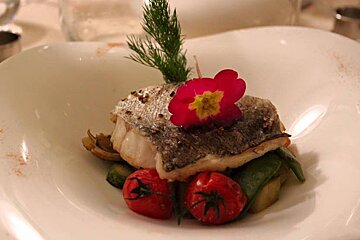 Le Relais Restaurant, Sainte-Cecile-les-Vignes style of cuisine