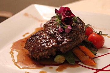 Le Relais Restaurant, Sainte-Cecile-les-Vignes style of cuisine