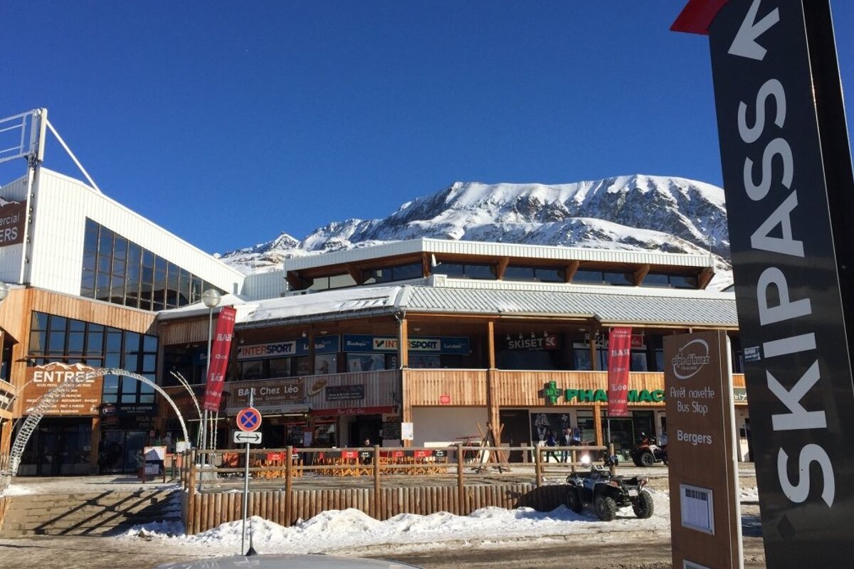 Les Bergers Ski Pass Office, Alpe d'Huez