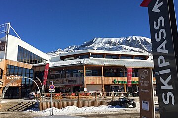 Les Bergers Ski Pass Office, Alpe d'Huez