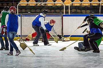 Seasonaires Broom Hockey Tournament, Courchevel 1850