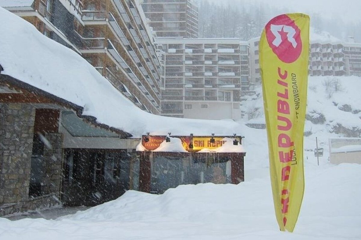 Ski Republic - Portillo Ski Hire, Val d'Isere - Centre exterior
