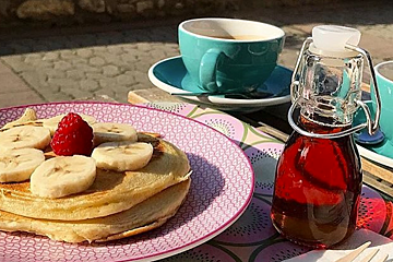 Top 4 brunch & breakfast spots in Antibes 2018