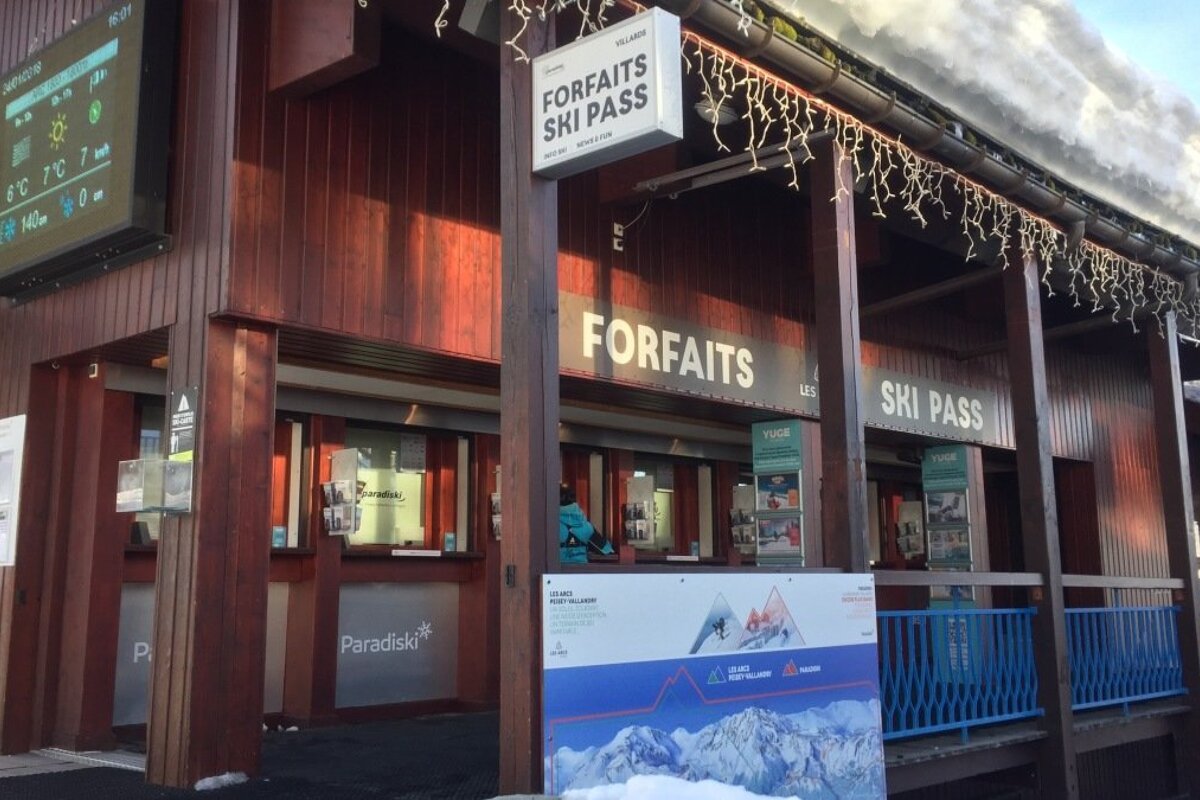 Arc 1800 Ski Pass Office - Les Villards, Les Arcs