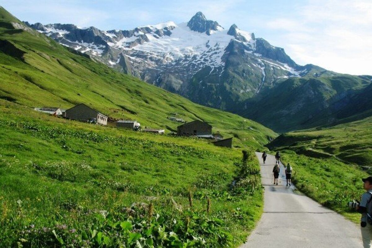 Classic Tour du Mont Blanc Trekking Holiday, from Chamonix