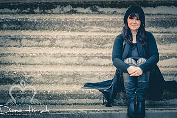 an image of a photographer from her website