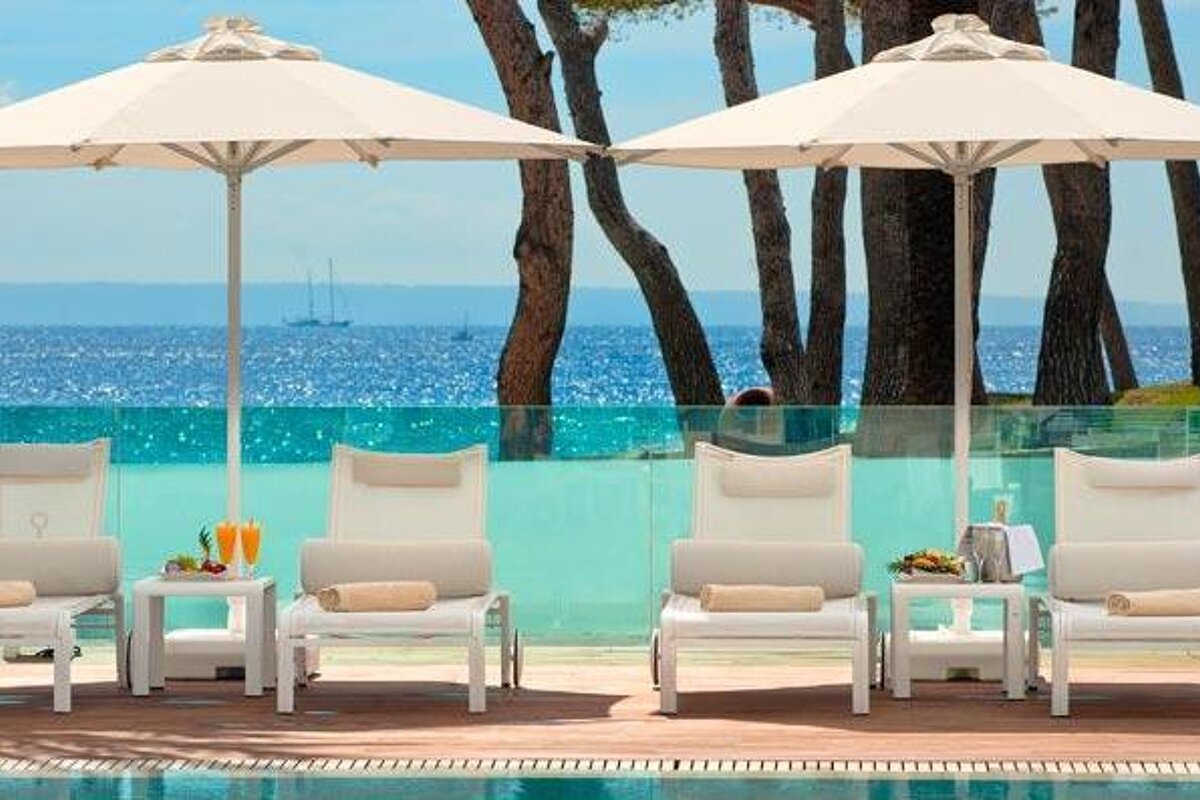 ME Mallorca Hotel, Calvia Beach resort terrace