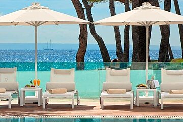 ME Mallorca Hotel, Calvia Beach resort terrace