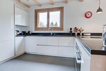 North Star Chalet, Morzine kitchen