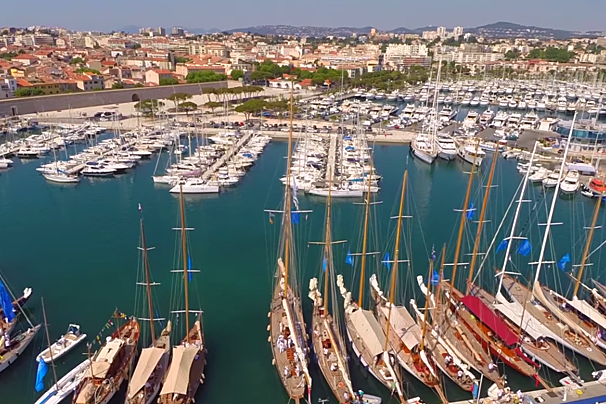 aerial shot of the voile d'antibes event