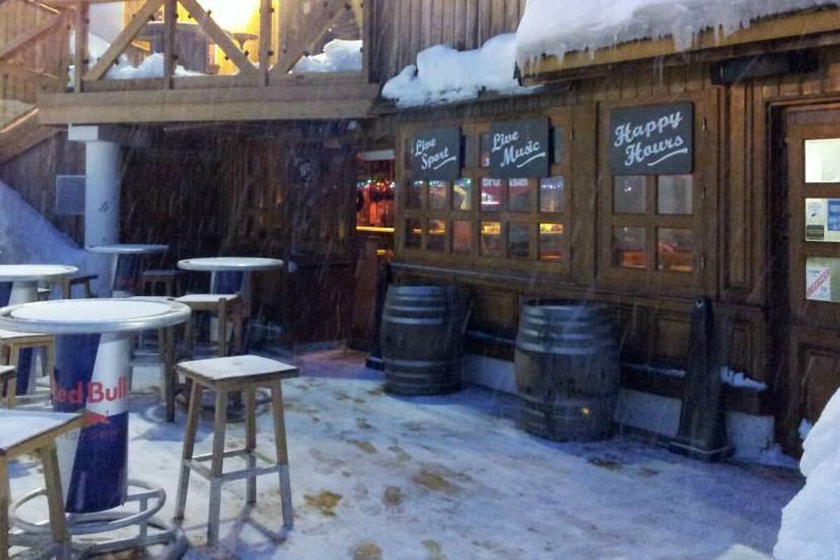 Le Shooters Bar, Avoriaz terrace