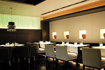 The Gray Hotel, Milan bar