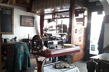 Chez Fernand Restaurant Review interior