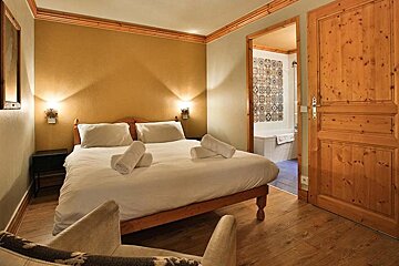 Lever de Soleil Chalet, Belle Plagne double room