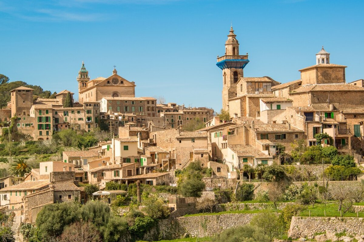 Close up of the town of Valldemossa