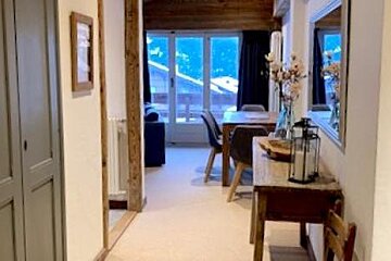 Athenee 21 Apartment, Verbier - Centre hallway