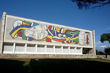 Musee Nationale de Fernand Leger, near Biot