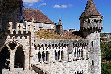 a palace at the cite religieuse rocamador