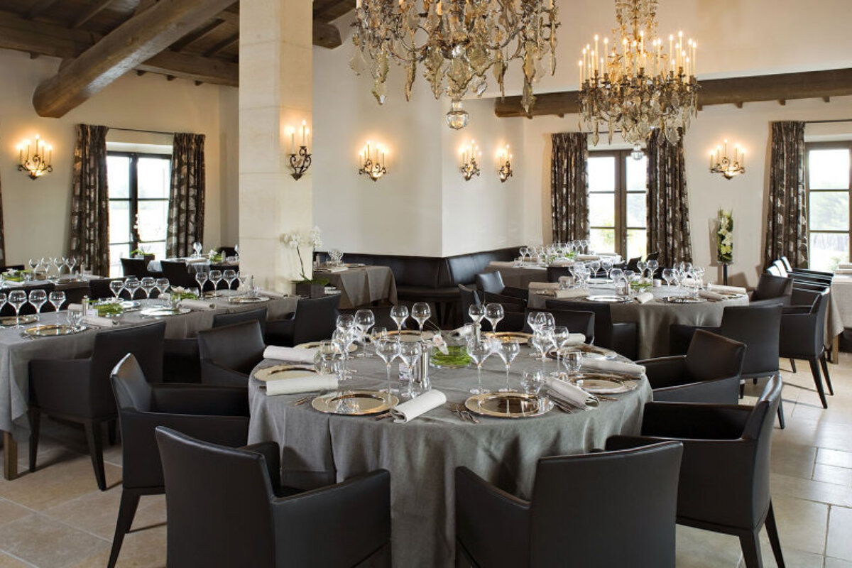 Le Gourmet c/o La Coquillade, Gargas interior