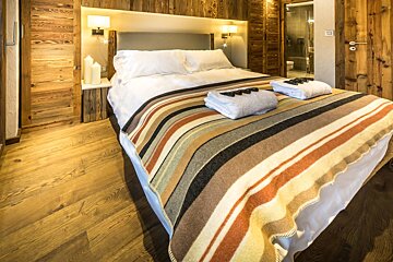 Kapa Chalet, Morzine double room