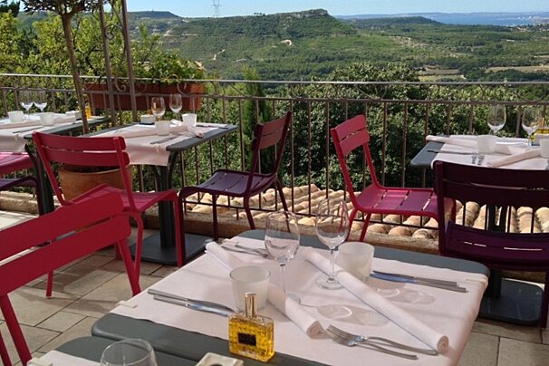 La Table de Ventabren, Ventabren restaurant terrasse