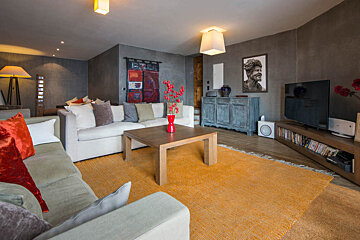 Pierre Avoi Chalet, Verbier - Centre TV room
