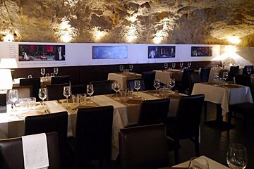 La Grotte D'auguste Restaurant Review interior