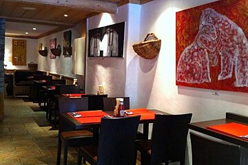 La Sana Restaurant, Val d'Isere Centre interior