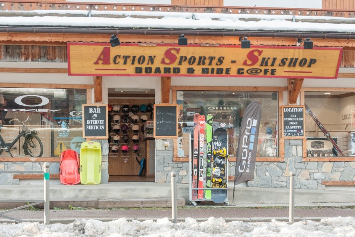 Skimium - Action Sports Ski Hire, Morzine exterior
