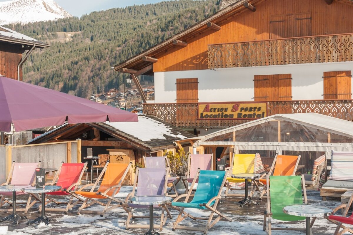 Skimium - Action Sports Ski Hire, Morzine exterior