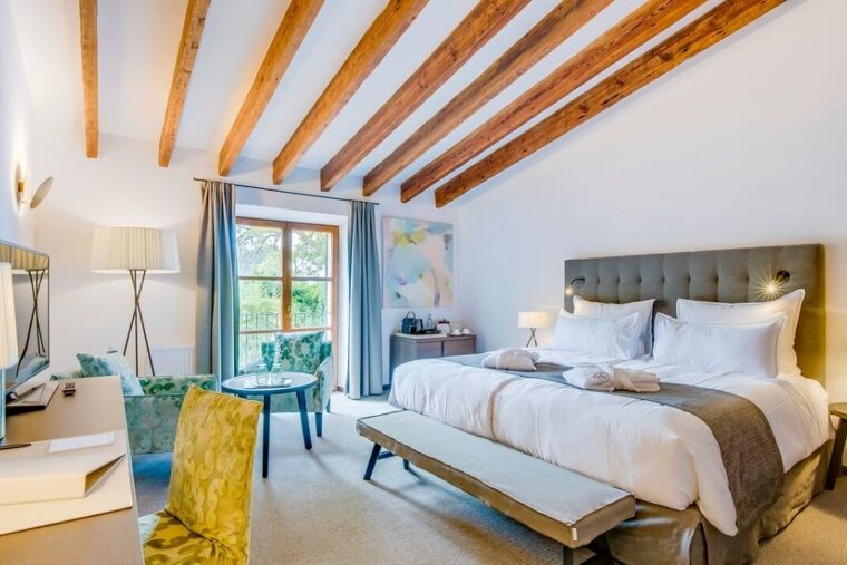 Carrossa Hotel Spa Villas, Arta double bedroom