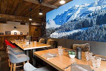 La Chaudanne Wine Bar & Restaurant, Morzine Centre