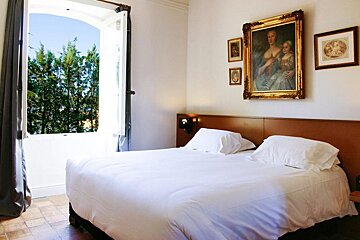 Chateau de la Pioline, Aix-en-Provence double bedroom