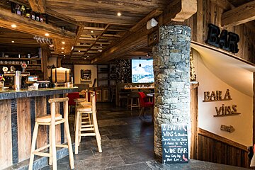 La Chaudanne Wine Bar & Restaurant, Morzine Centre