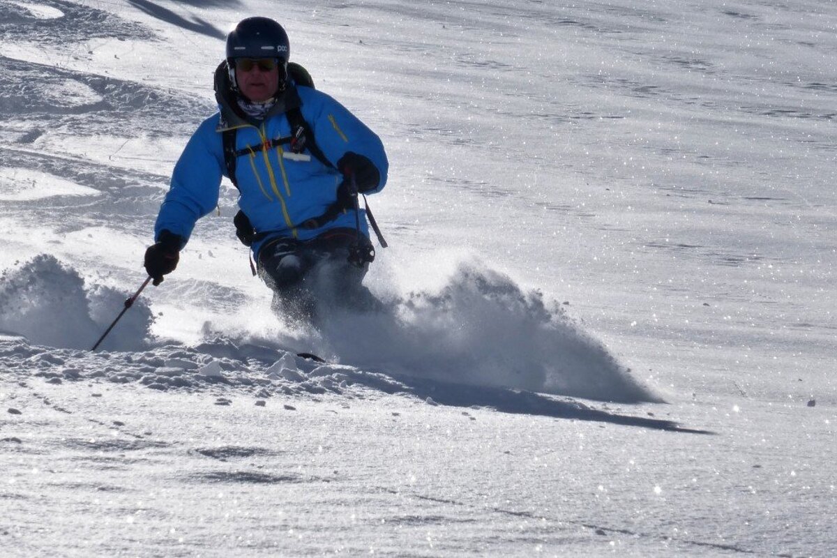 Flat light and sunshine in Val d'Isere