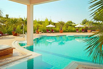St Regis Mardavall Mallorca Resort Arabella Spa, Palmanova pool