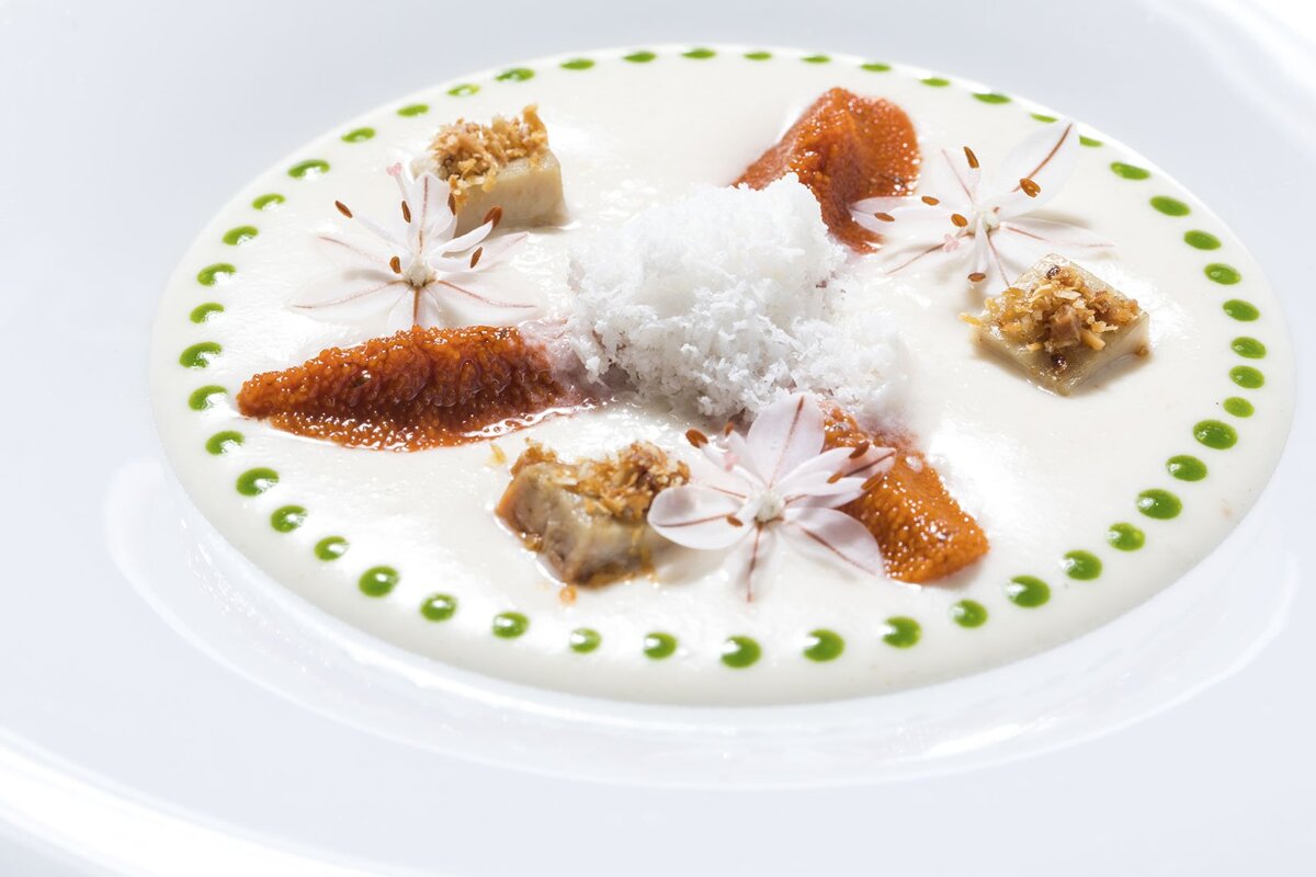 Voro Restaurant, Canyamel style of cuisine