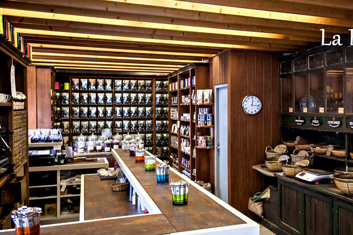 La Brulerie Cafe, Aix-en-Provence interior
