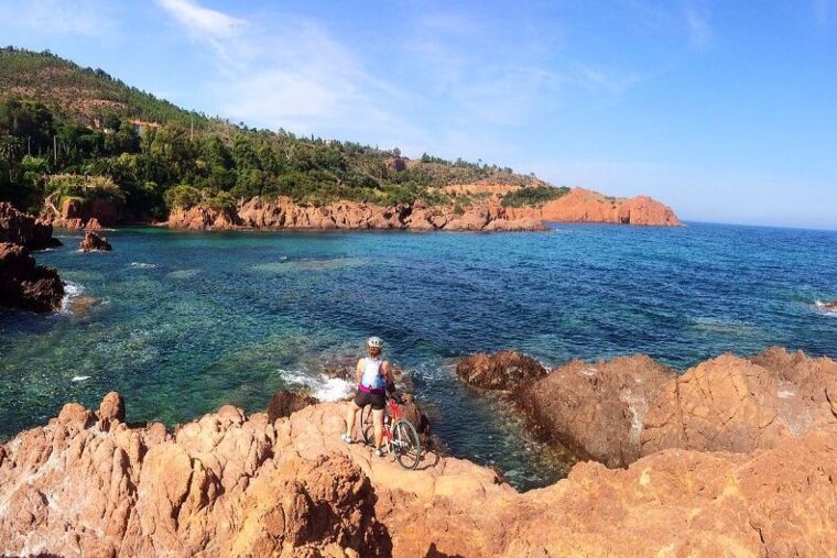 a small bay in Le Trayas