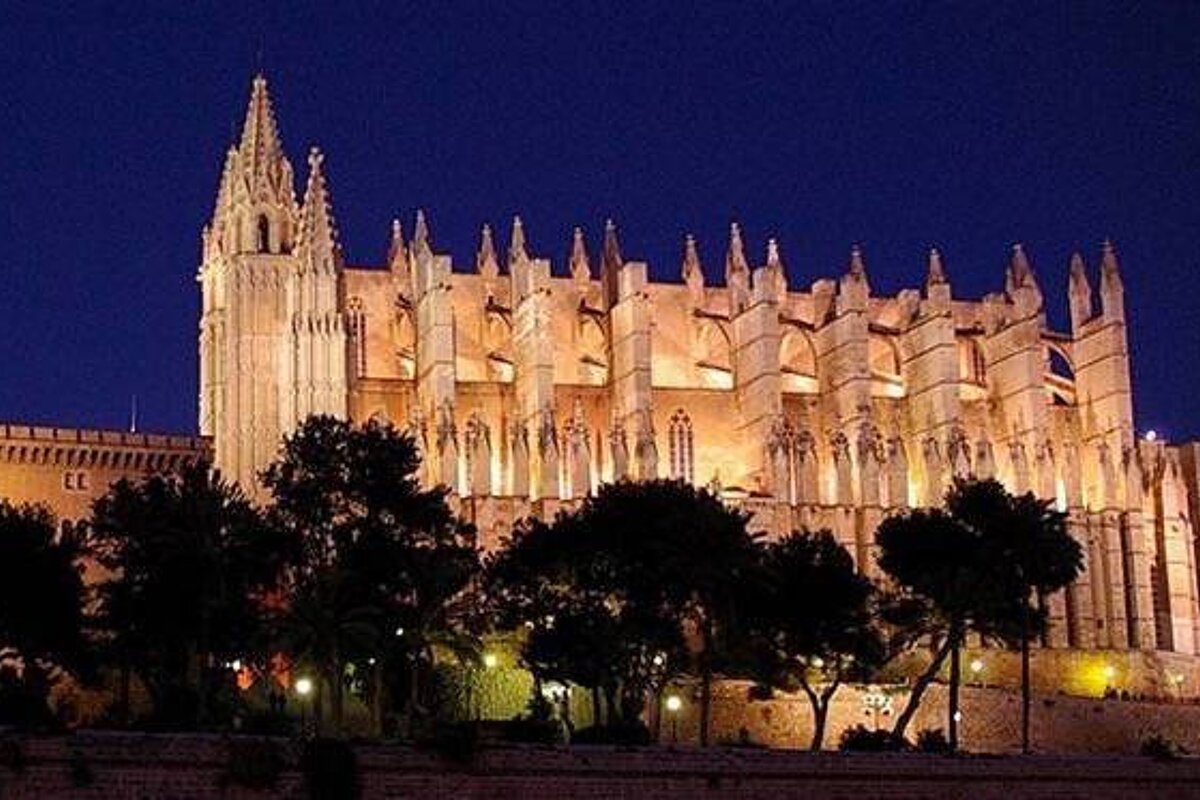 Discovering Palma Evening Bike Tour, Palma de Mallorca