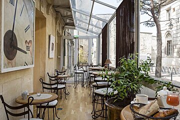L'Horloge Hotel, Avignon terrace