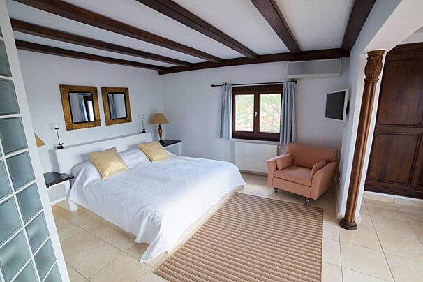 Residencia Casa Munich Hotel, Playa d'en Bossa double bedroom