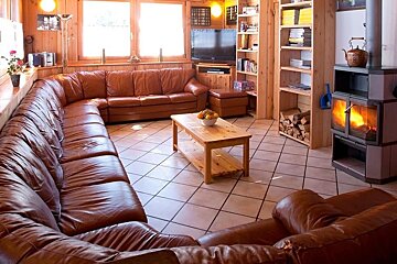 Beriozka Chalet, La Tania lounge