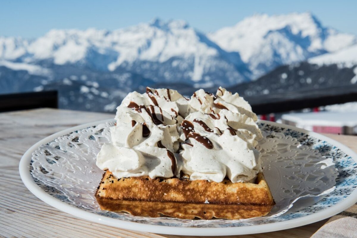 Le Mouton Noir Self Service Restaurant, Verbier main